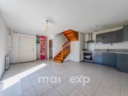 ensemble immobilier avec deux duplex à vendre investissemen