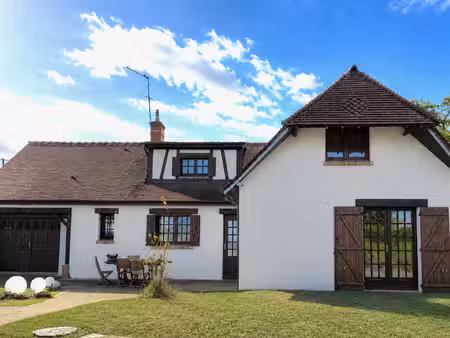 belle maison de famille  135 m² habitables sur un terrain de 823 m²