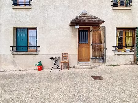 maison de ville louée à vendre