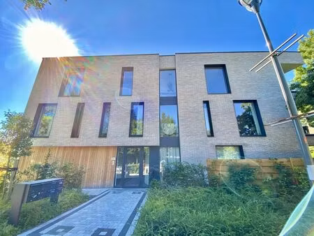 appartement à louer à woluwe-saint-lambert € 1.420 (lp6dt) - victoire junot location | zim