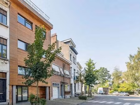 appartement à louer à uccle € 1.800 (lp81r) - victoire junot location | zimmo