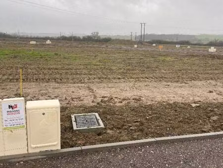 terrain constructible à vendre
