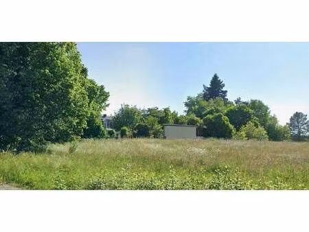 terrain constructible viabilisé à vendre