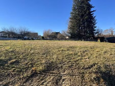 terrain constructible viabilisé à vendre