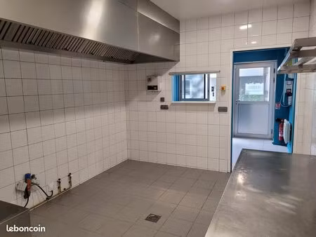 villeurbanne - location cuisine avec extraction - restaurant / dark kitchen / traiteur