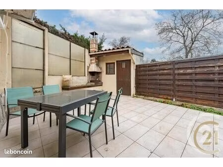 maison de village 4 pièces 77 m²