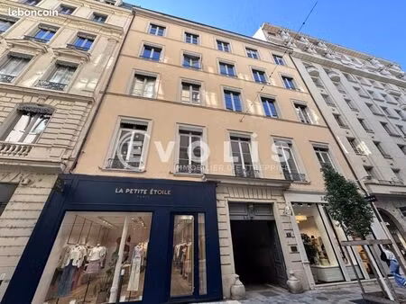 bureaux 174 m²