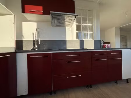 appartement renove proche centre ville