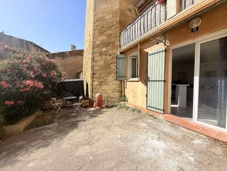 la maison de pierre