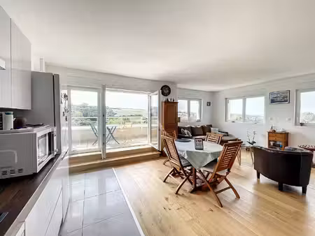 appartement -terrasse -vue panoramique -calme.