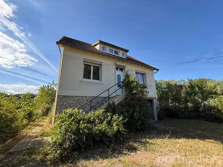 pavillon 150 m² avec piscine  garage double et grand jardin clos