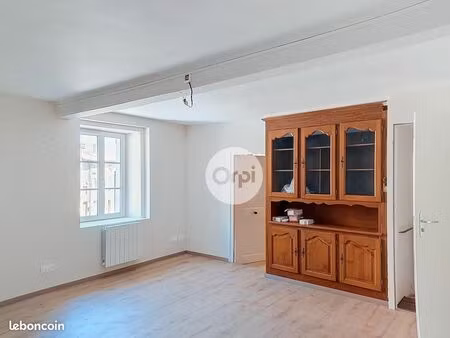 maison de village 3 pièces 87 m²