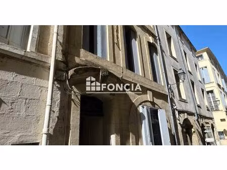 montpellier centre ecusson superbe 1p de 23 m2 hab plus une terrasse cour de 12m2
