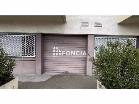 local commercial à vendre