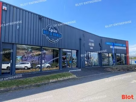 local commercial à louer