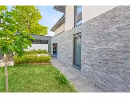 exclusivité prévessin-moëns (01280) superbe maison conte