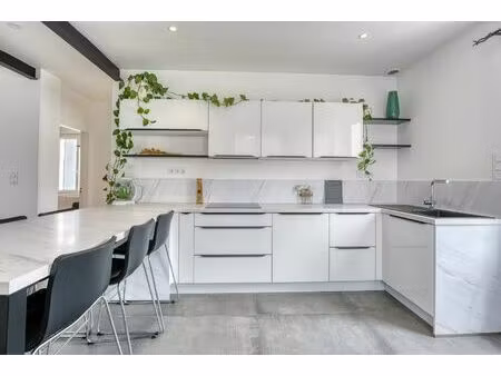 saint-hilaire-de-riez -- maison balnéaire de 170 m2 utiles -- studio independant -- plages