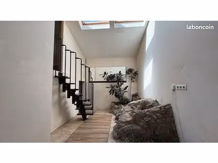 propriété 5 pièces 132 m²