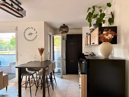 appartement 3 pièces 63m²