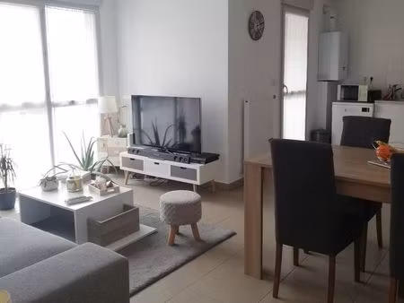 t2 47 48 m² + loggia + box fermé – résidence les pierres dorées – lozanne