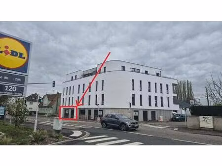 local commercial à louer