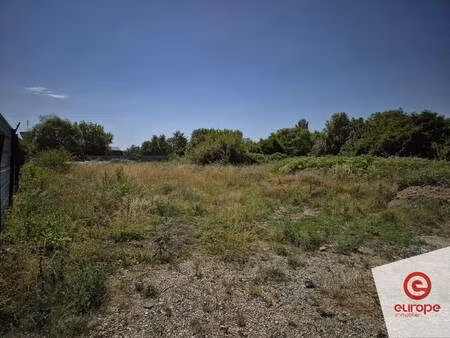 terrain à vendre