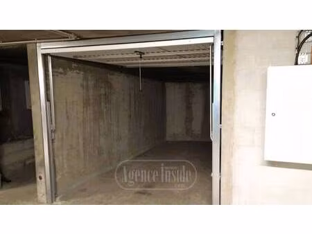 parking à louer