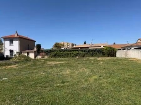 terrain constructible à vendre