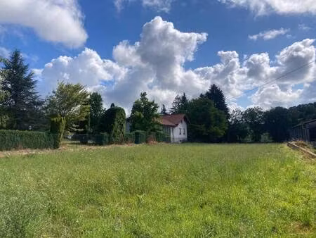 terrain constructible viabilisé à vendre