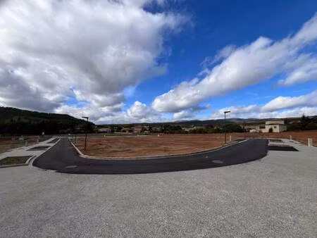 terrain constructible viabilisé à vendre