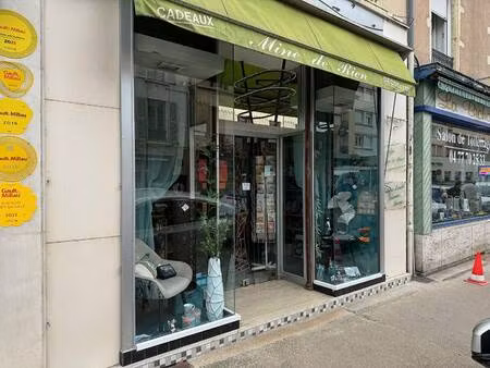 local commercial à louer
