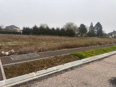 terrain constructible à vendre