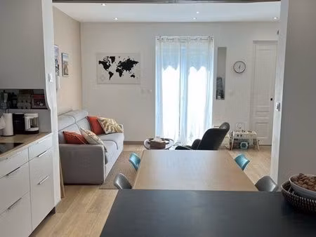 ? duplex t3 avec jardin  cave et grenier - pusignan