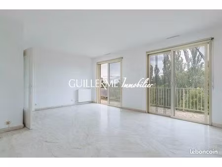 appartement 3 pièces 81 m²