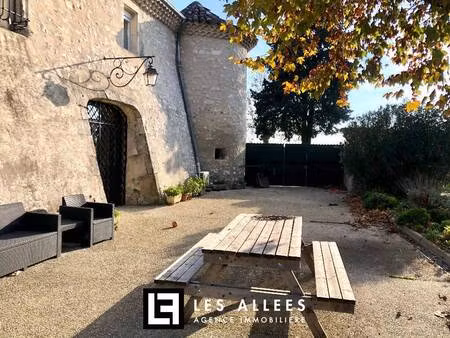 mas à vendre