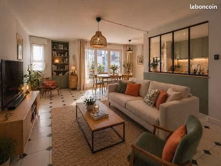 appartement 4 pièces 80 m²
