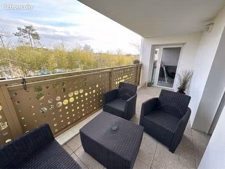 appartement t2 avec terrasse et parking