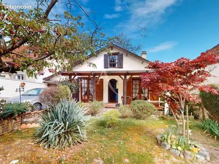 maison 5 pièces 90 m²