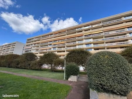 appartement 4 pièces 104 m²