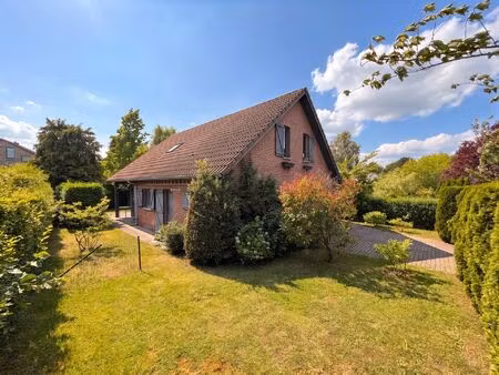 villa à vendre avec garage et terrasse   waterloo (vbe39150)