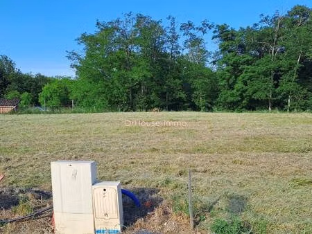 terrain constructible viabilisé à vendre