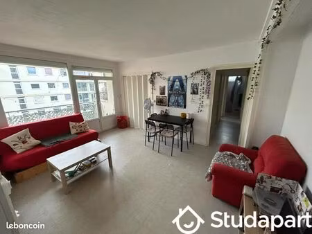 chambre 1 pièce 10 m²