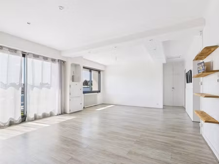vente appartement 4 pièces 77 m² à auray (56400)  195 500 €