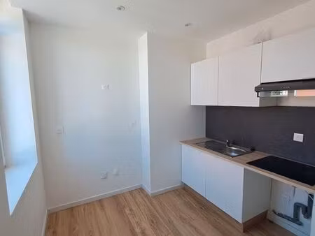 appartement t2 rénové - centre ville