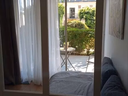 studette avec terrasse fontenay aux roses