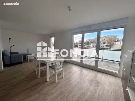 appartement 3 pièces 79 m²