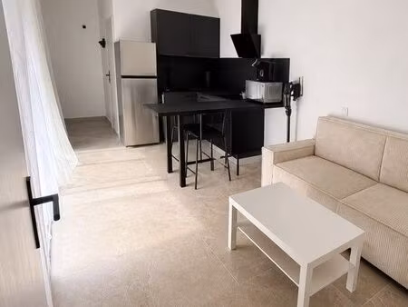 studio meublé