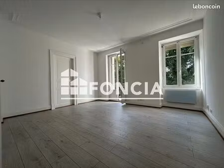appartement 3 pièces 58 m²