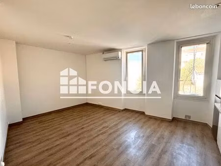 studio 1 pièce 25 m²
