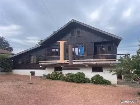 chalet 5 pièces 106 m²